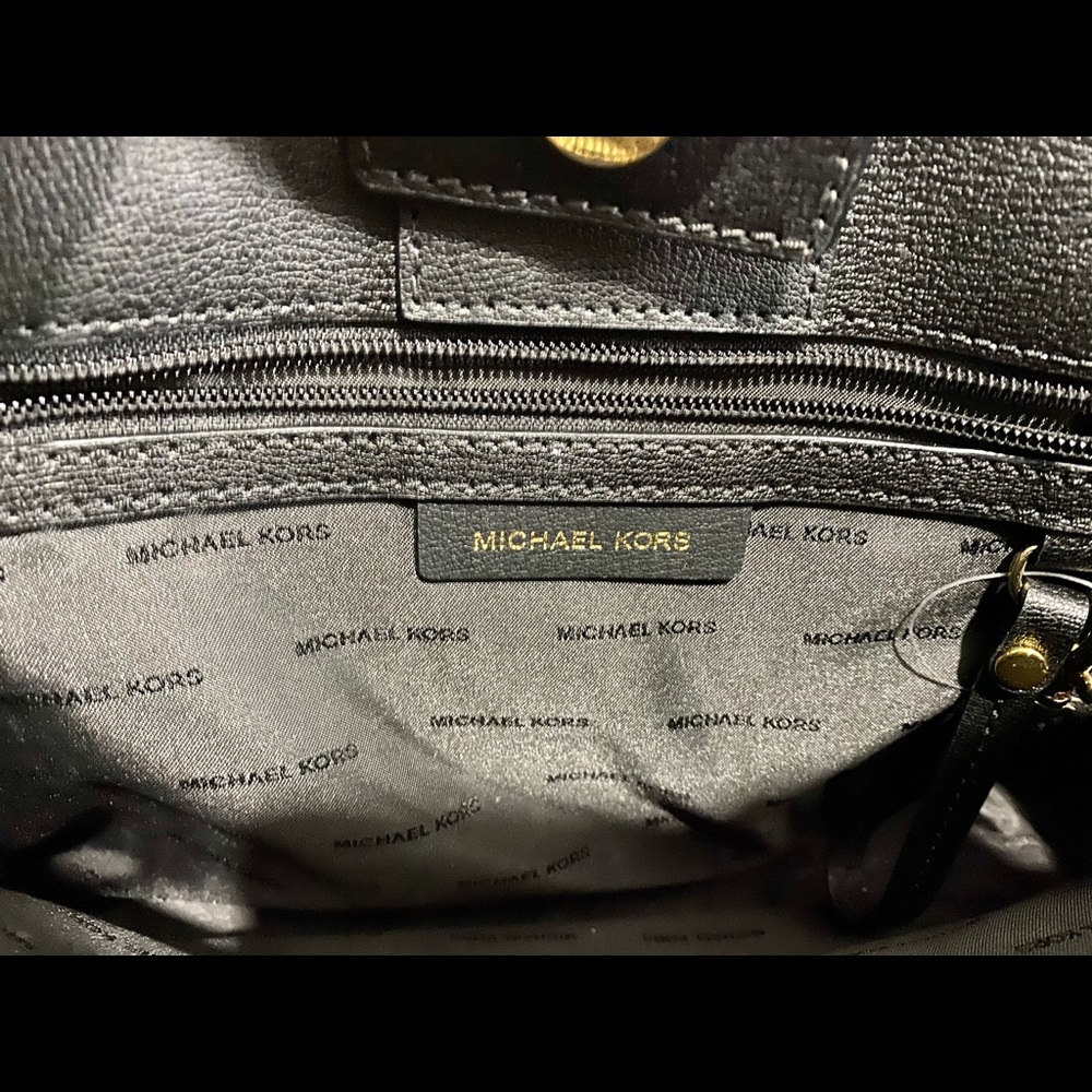 Michael Kors Purse - Picture 2 of 5
